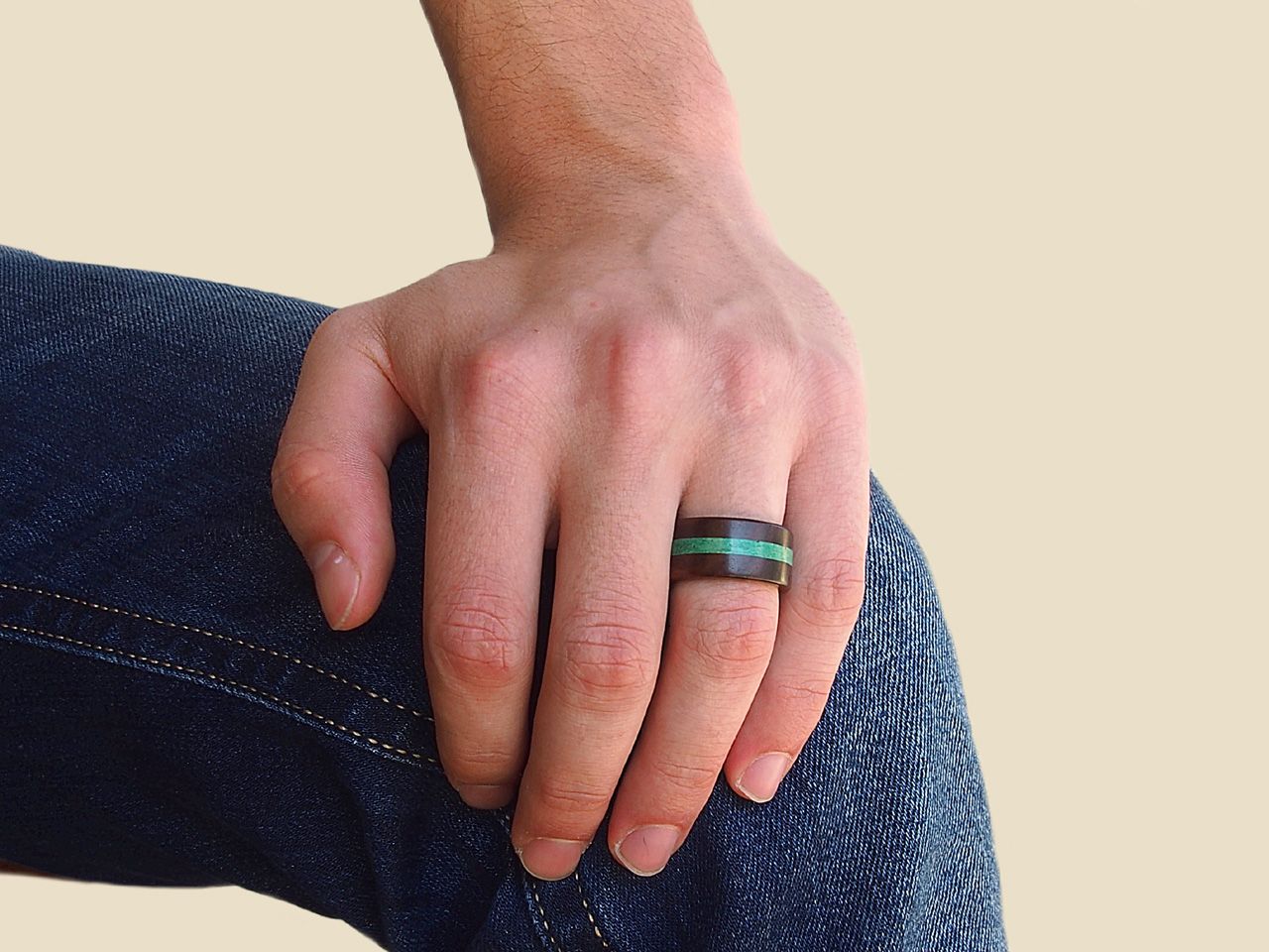 Anello sul pollice clearance uomo