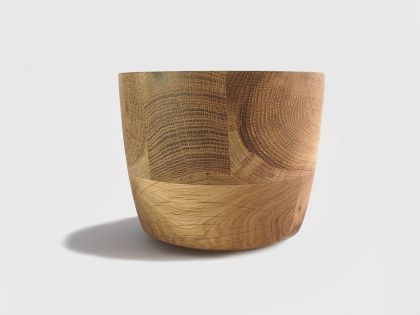 Segmented oak vase S1